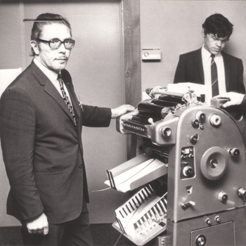 CK engage son premier employé en 1957