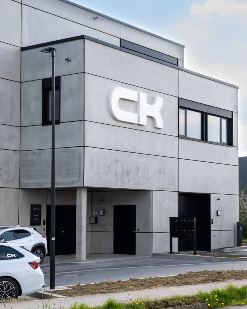 ck_hub_car02-5926